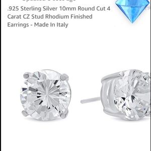 NWT Cz Diamond stud earrings